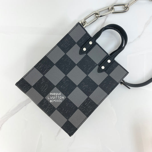 Louis Vuitton Sac plat - Lafayette Consignment