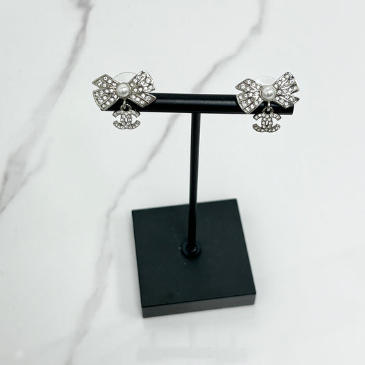 Chanel Pearl Earrings - Lafayette Consignment