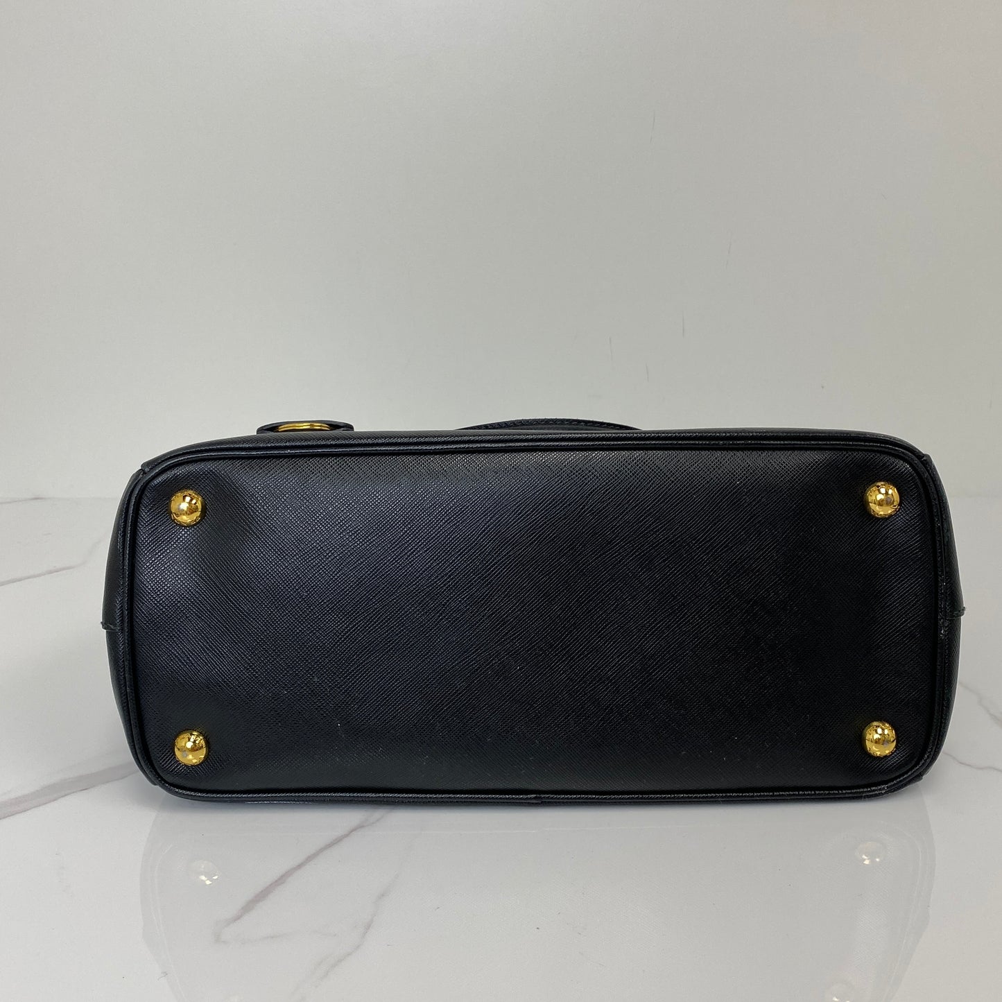 Prada Medium Prada Galleria Saffiano Leather Bag