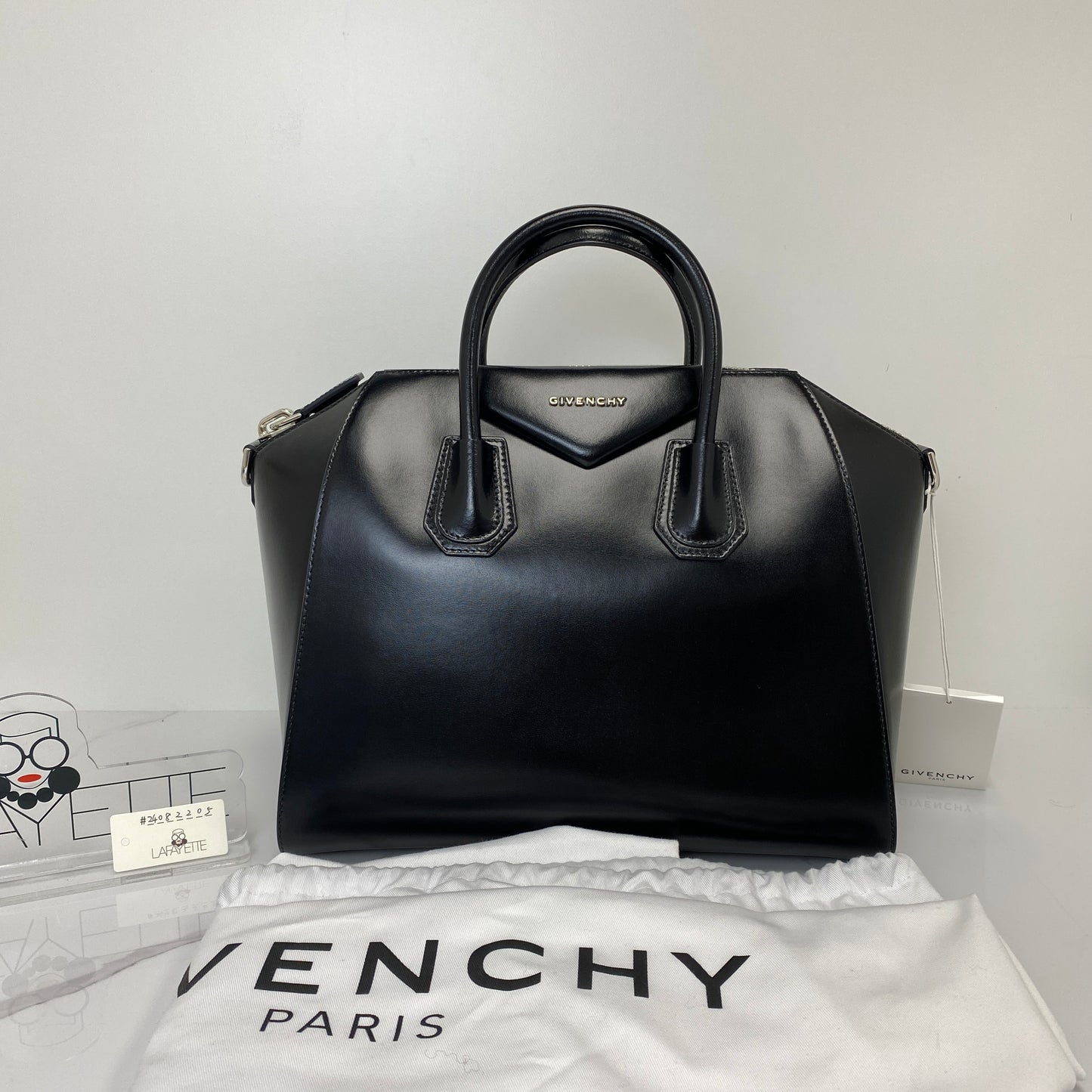 Givenchy Antigona Medium Leather Bag