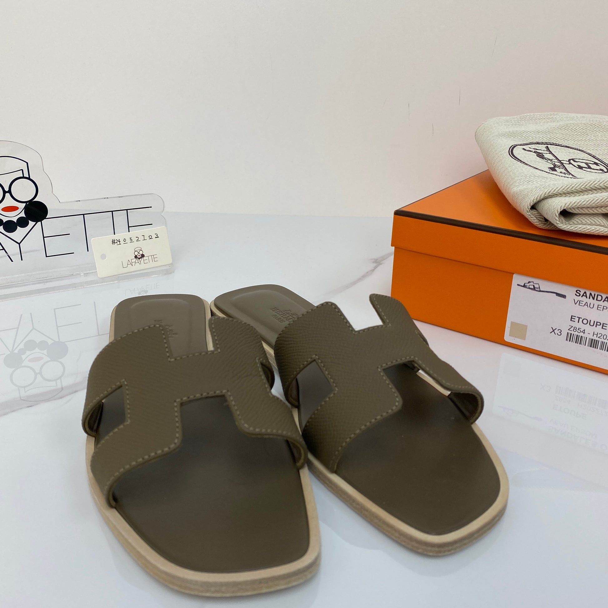 Hermès Oran Sandals - Lafayette Consignment