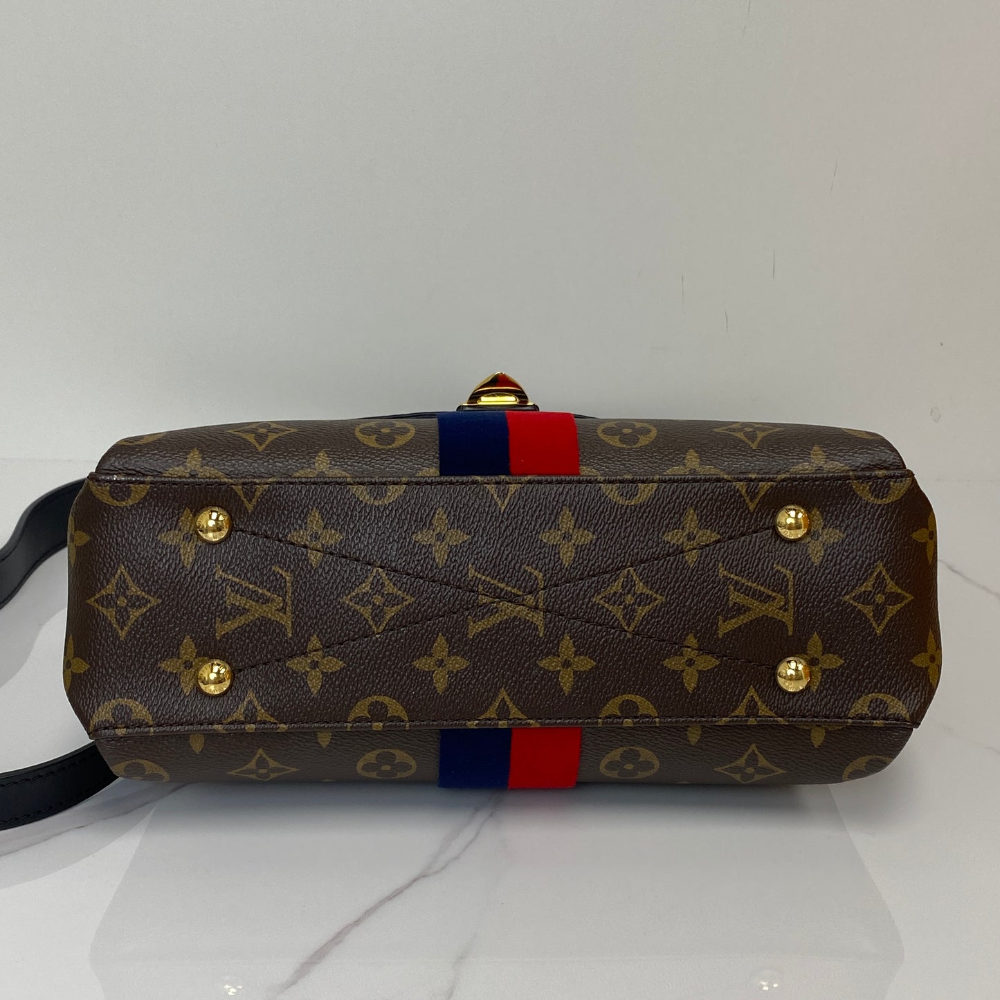 Louis Vuitton Shoulder Bag