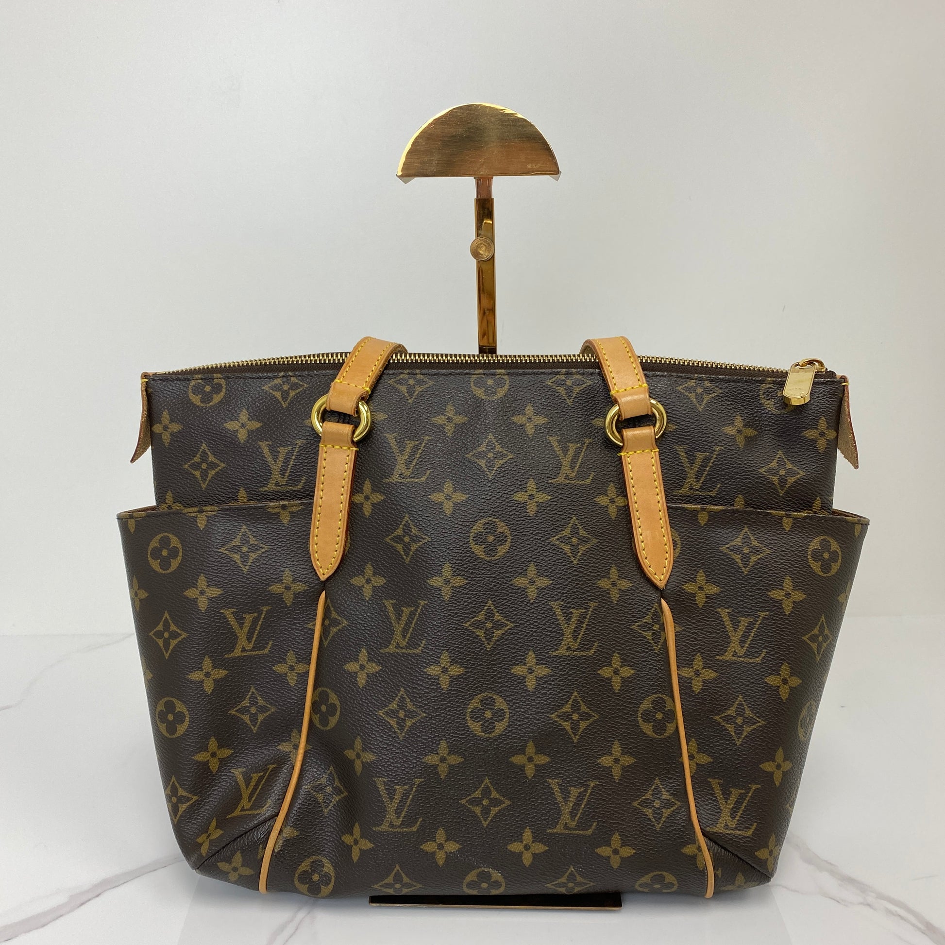 Louis Vuitton Zip Tote - Lafayette Consignment