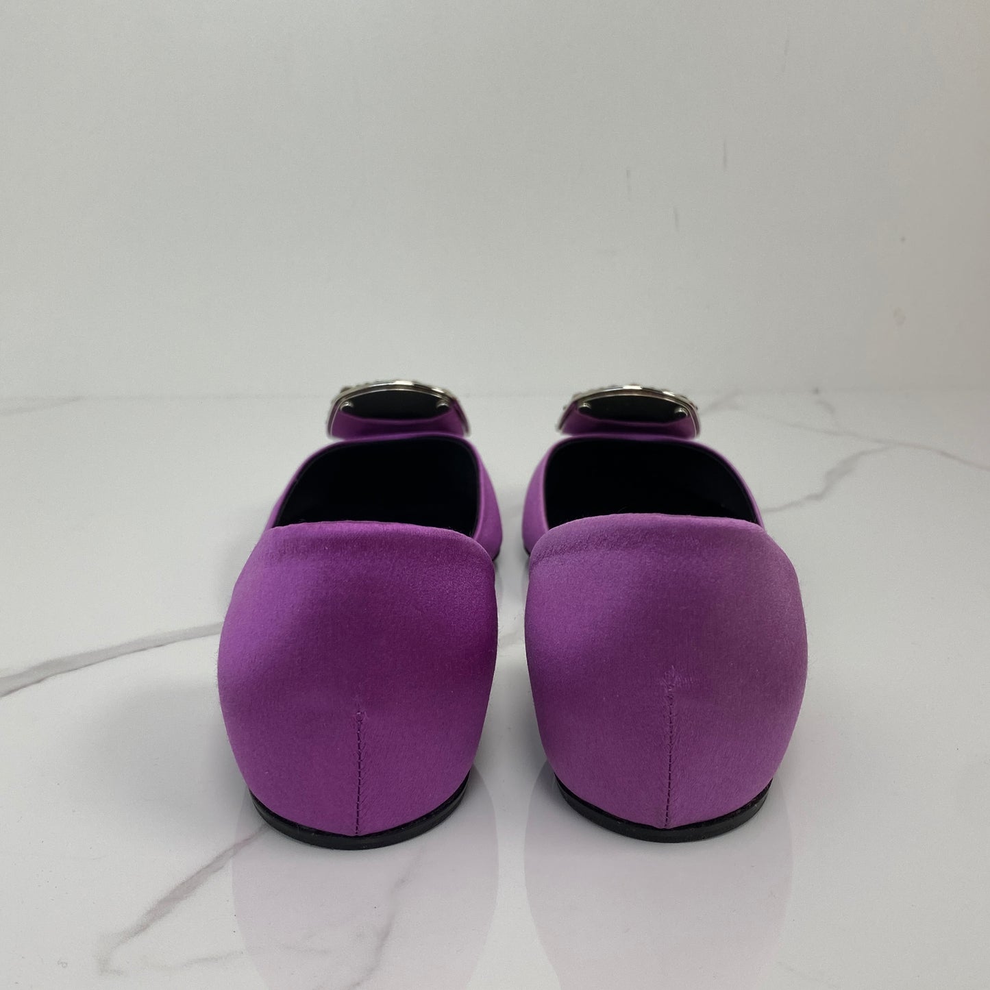 Roger Vivier Flats - Lafayette Consignment