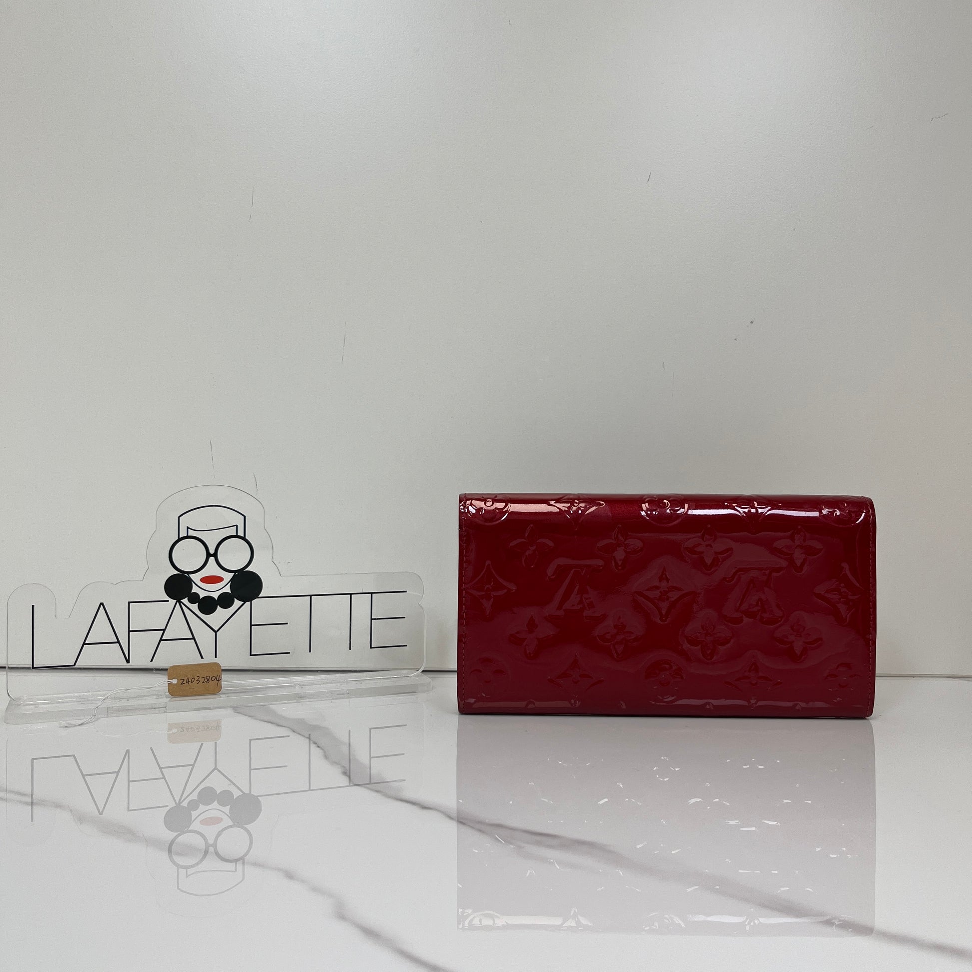 Louis Vuitton Sarah Wallet - Lafayette Consignment