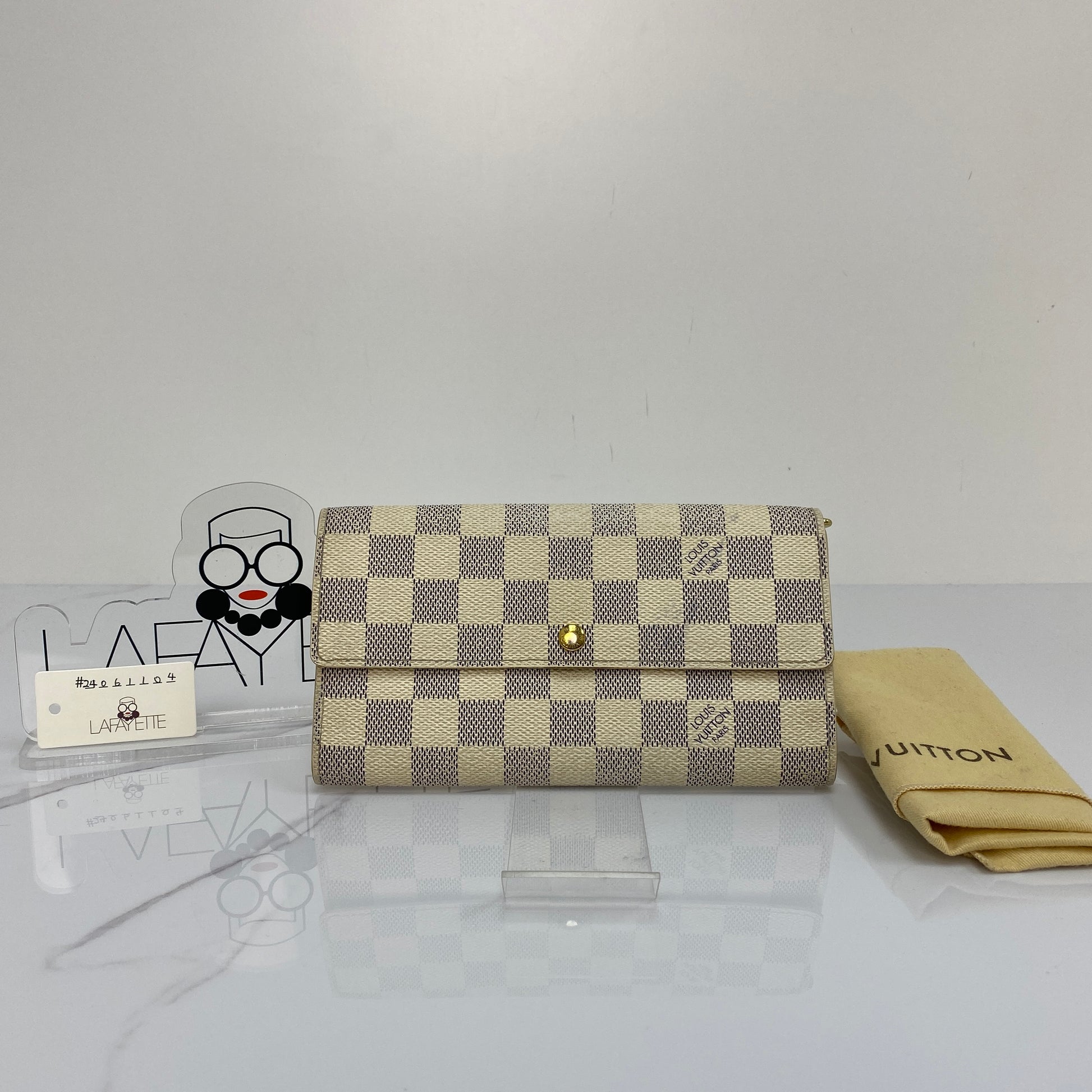 Louis Vuitton Long Wallet - Lafayette Consignment