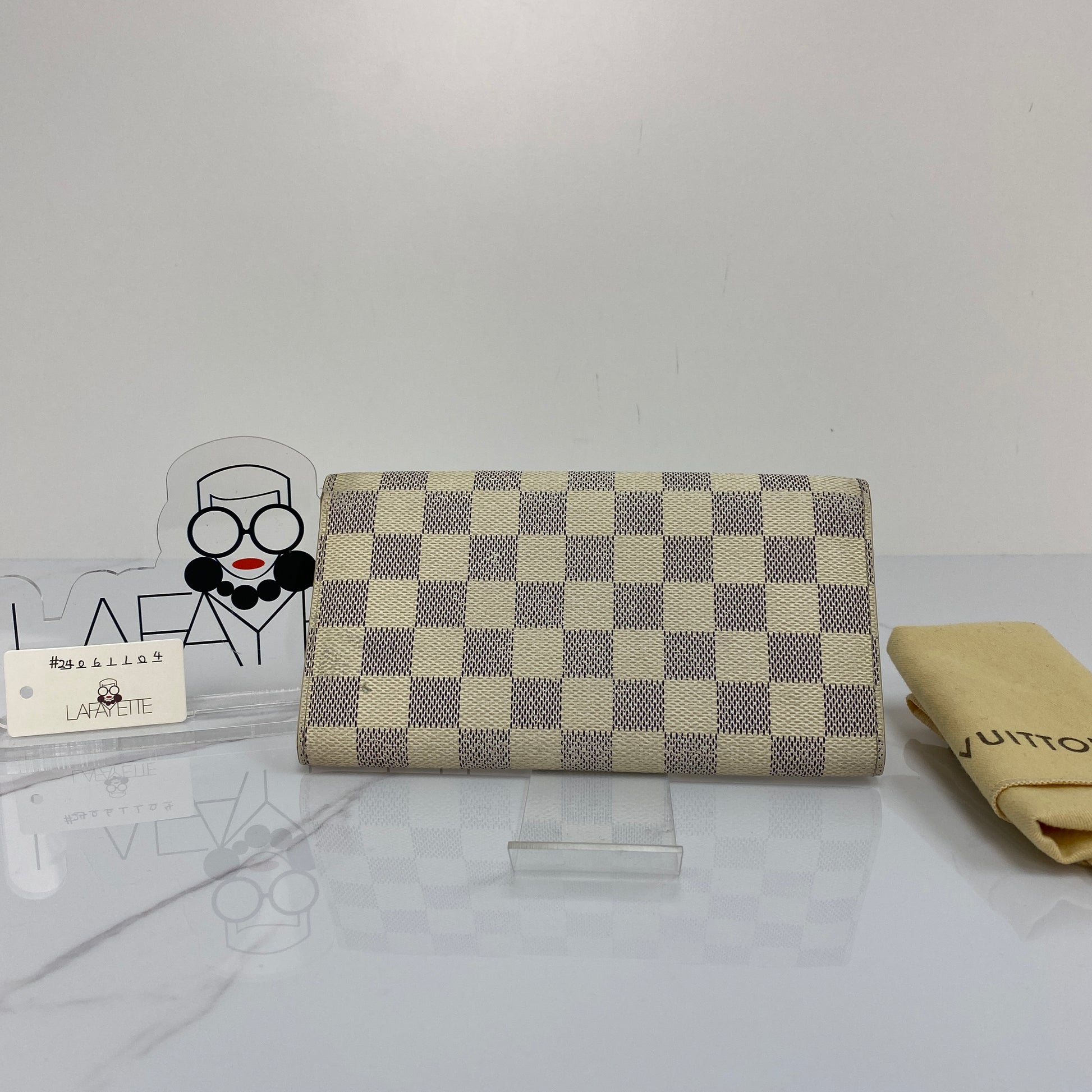 Louis Vuitton Long Wallet - Lafayette Consignment