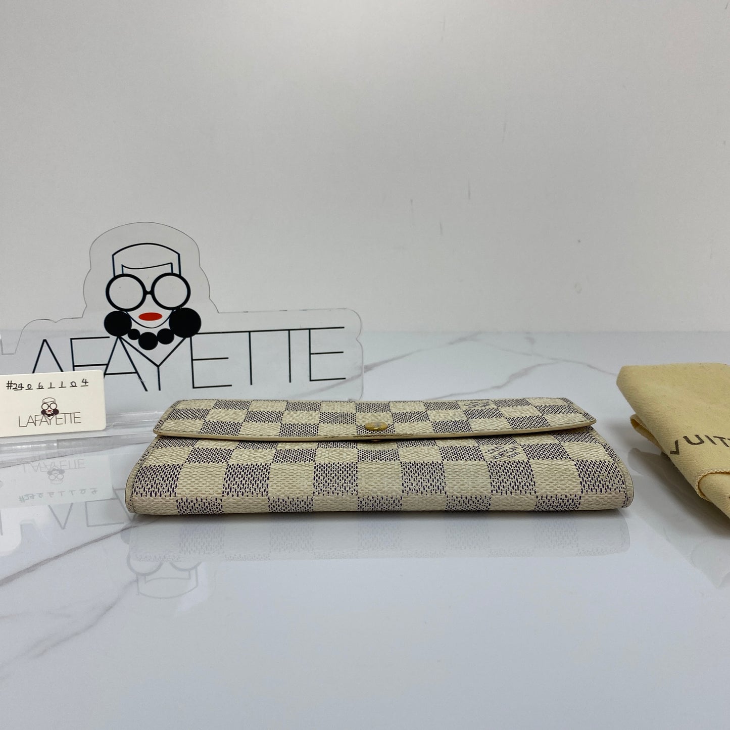 Louis Vuitton Long Wallet - Lafayette Consignment