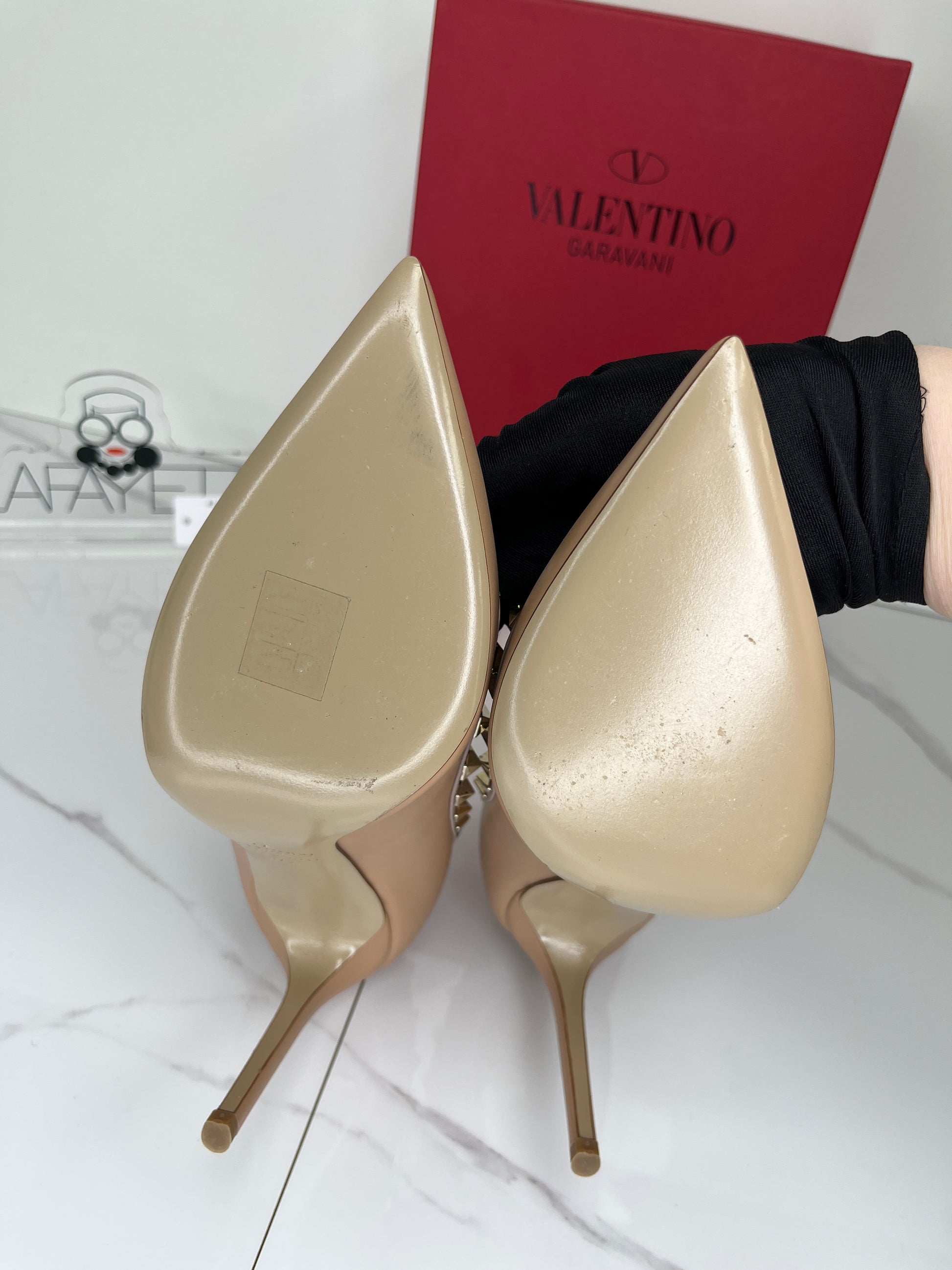 Valentino Rockstud Pump - Lafayette Consignment