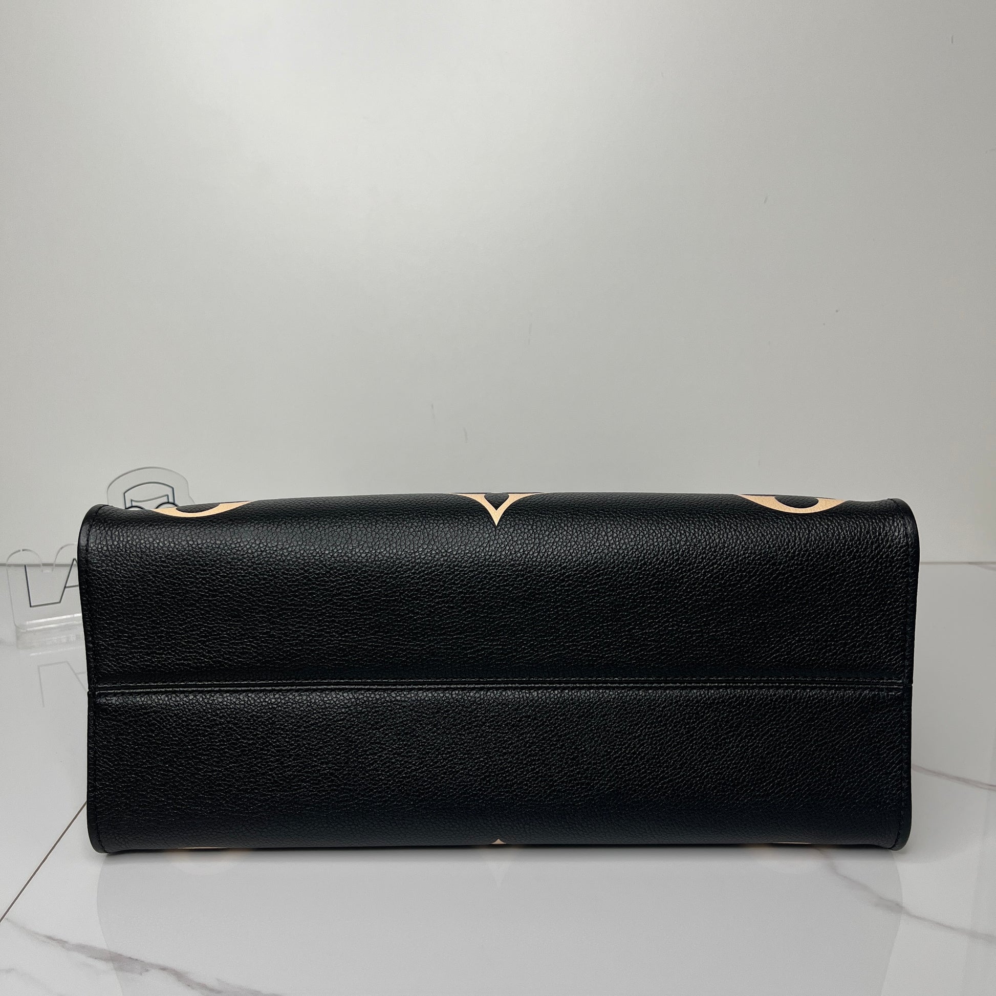 Louis Vuitton Onthego MM-Bicolor - Lafayette Consignment