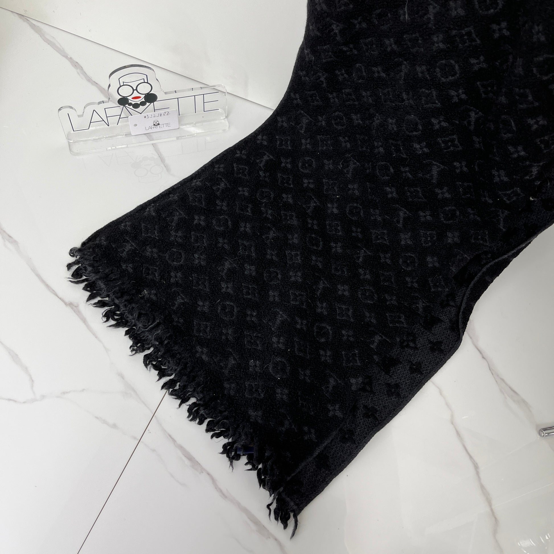 Louis Vuitton Wool Scarf - Lafayette Consignment