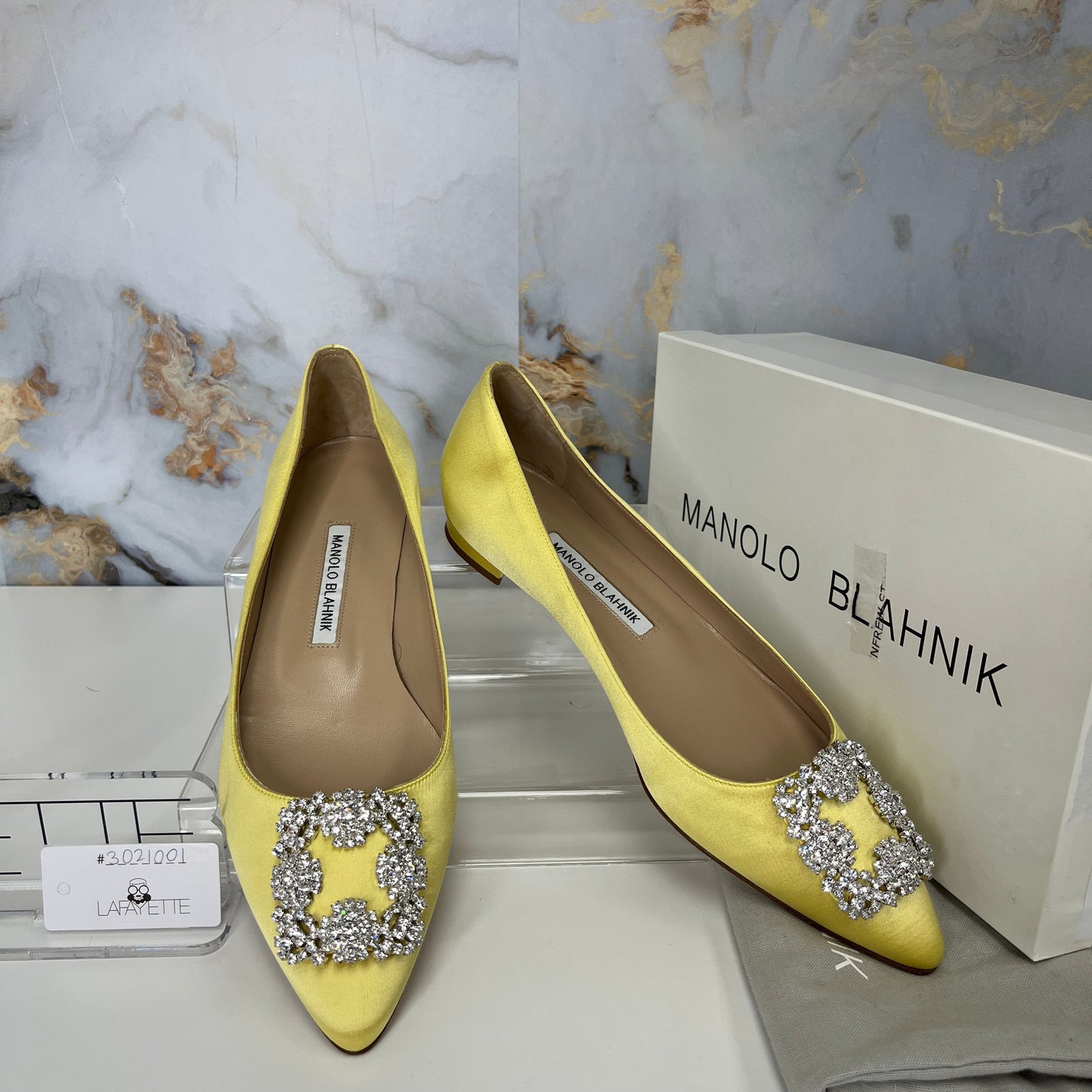 Manolo Blahnik Hangisiflat