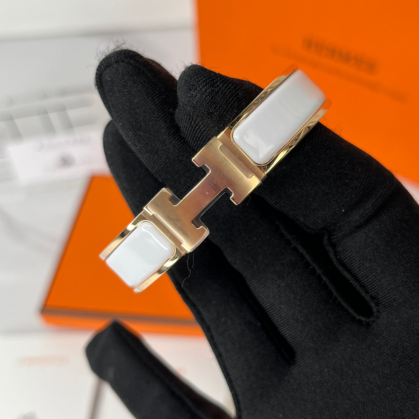 Hermès Clic H Bracelet - Lafayette Consignment