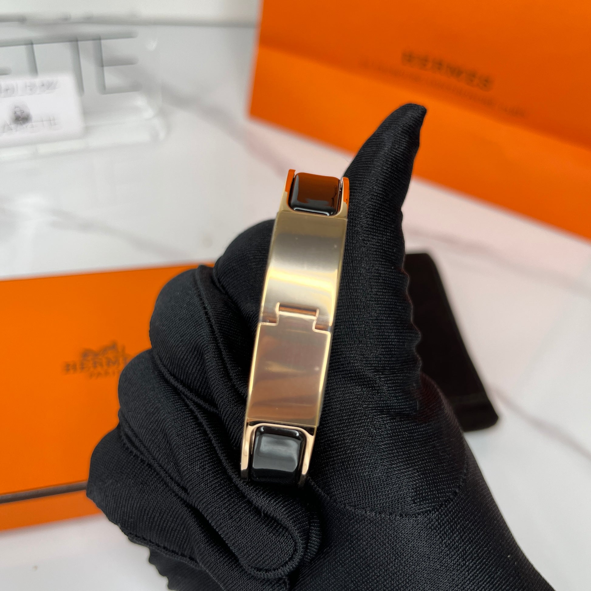 Hermès Clic H Bracelet - Lafayette Consignment