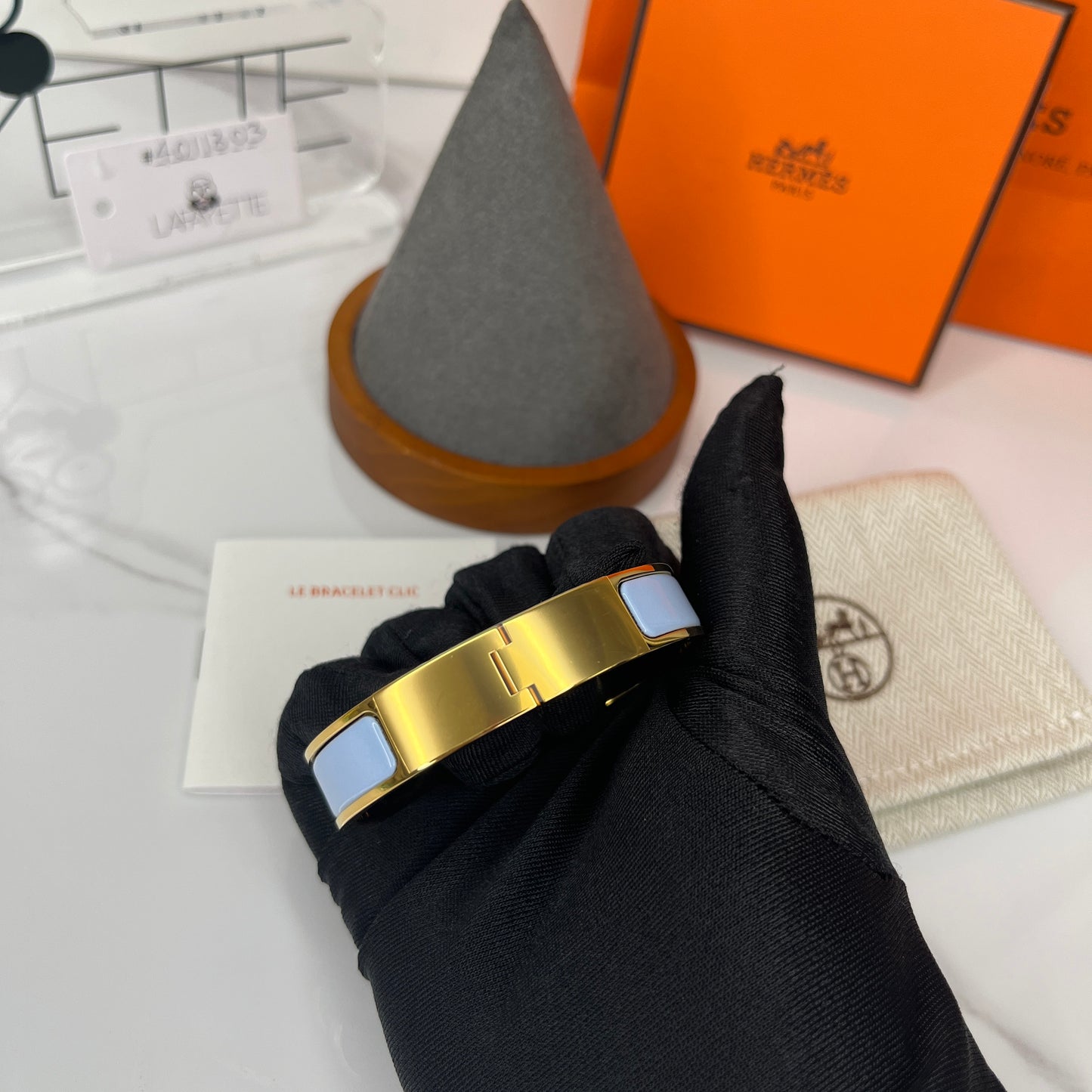 Hermès Clic H Bracelet - Lafayette Consignment