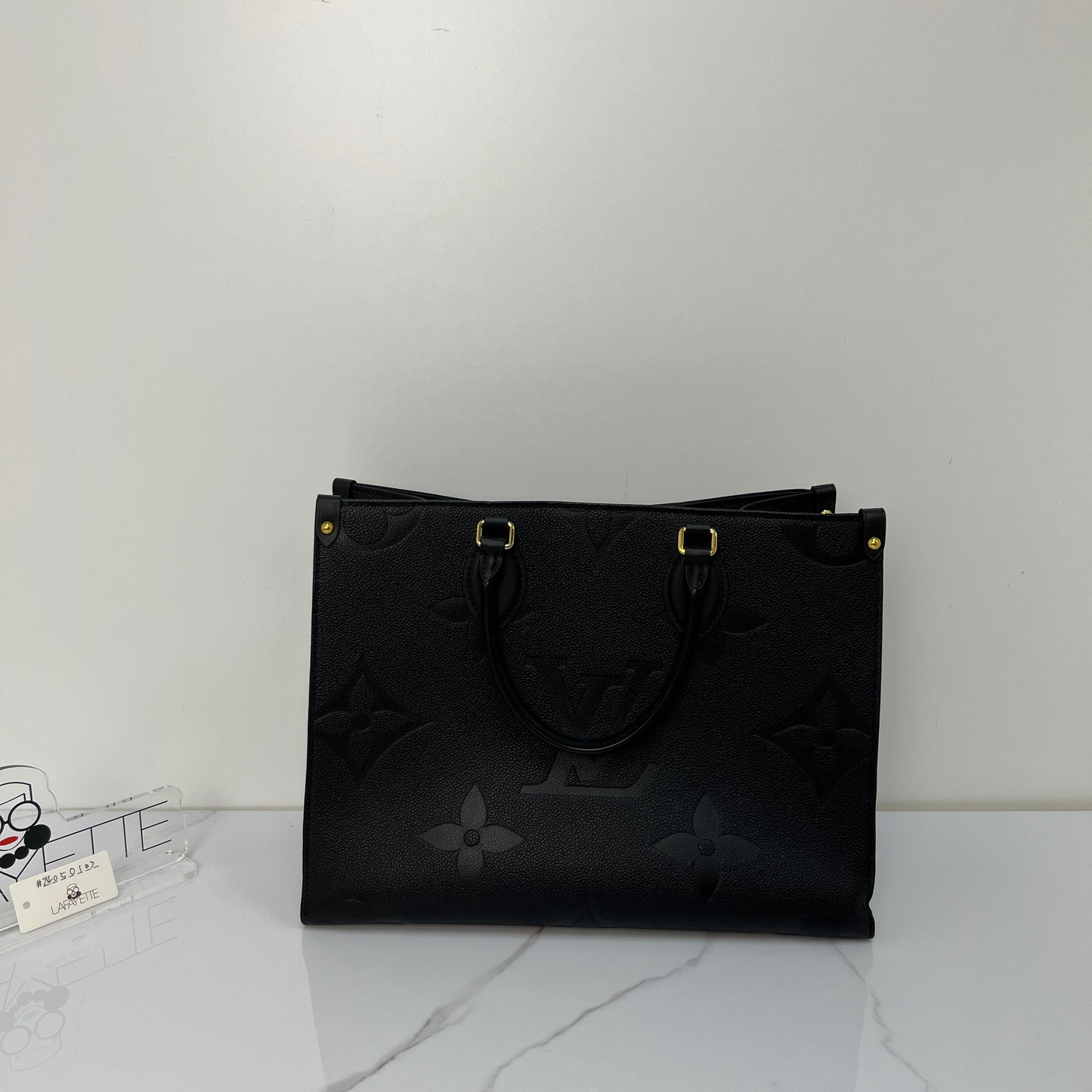 Louis Vuitton Onthego MM in Black - Lafayette Consignment