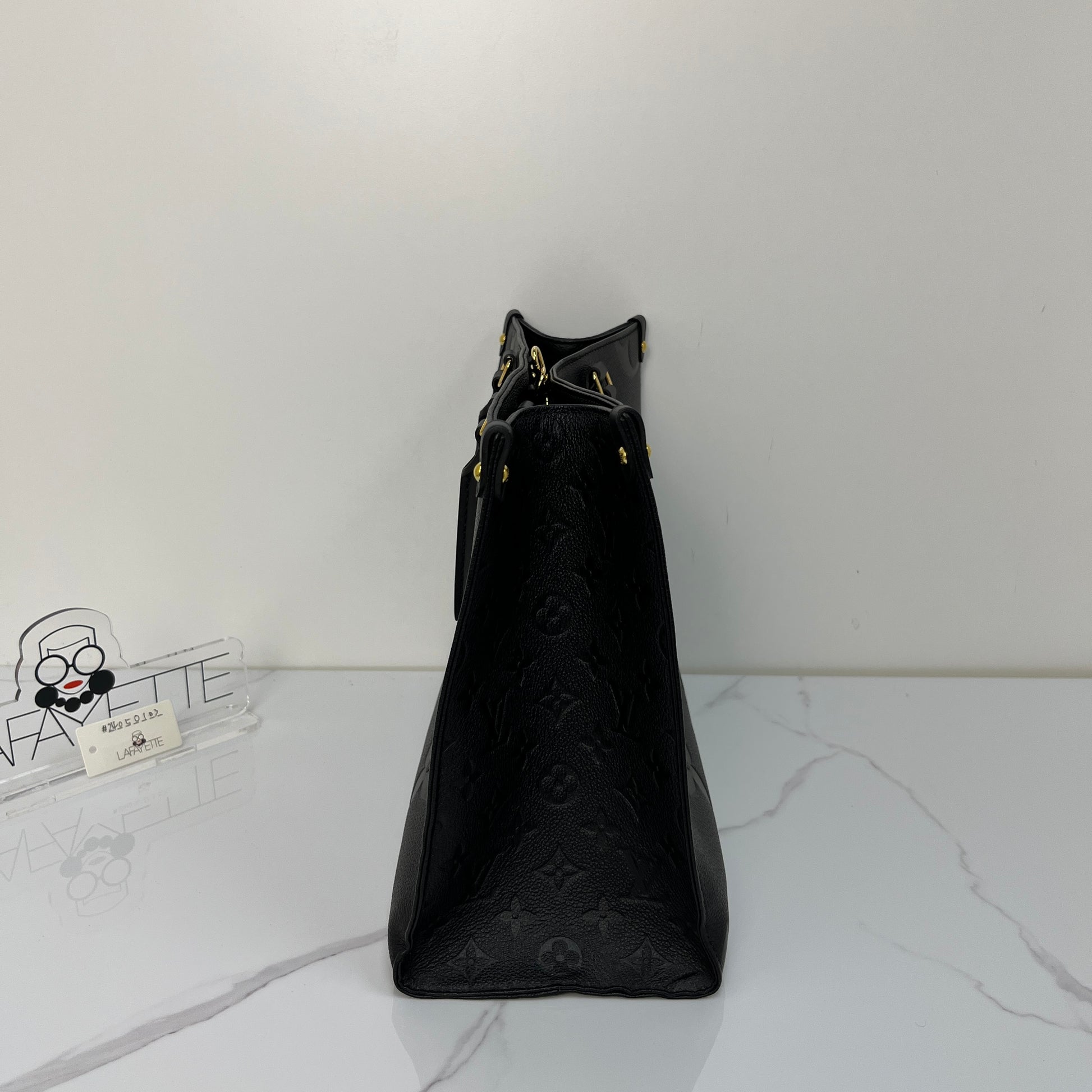 Louis Vuitton Onthego MM in Black - Lafayette Consignment