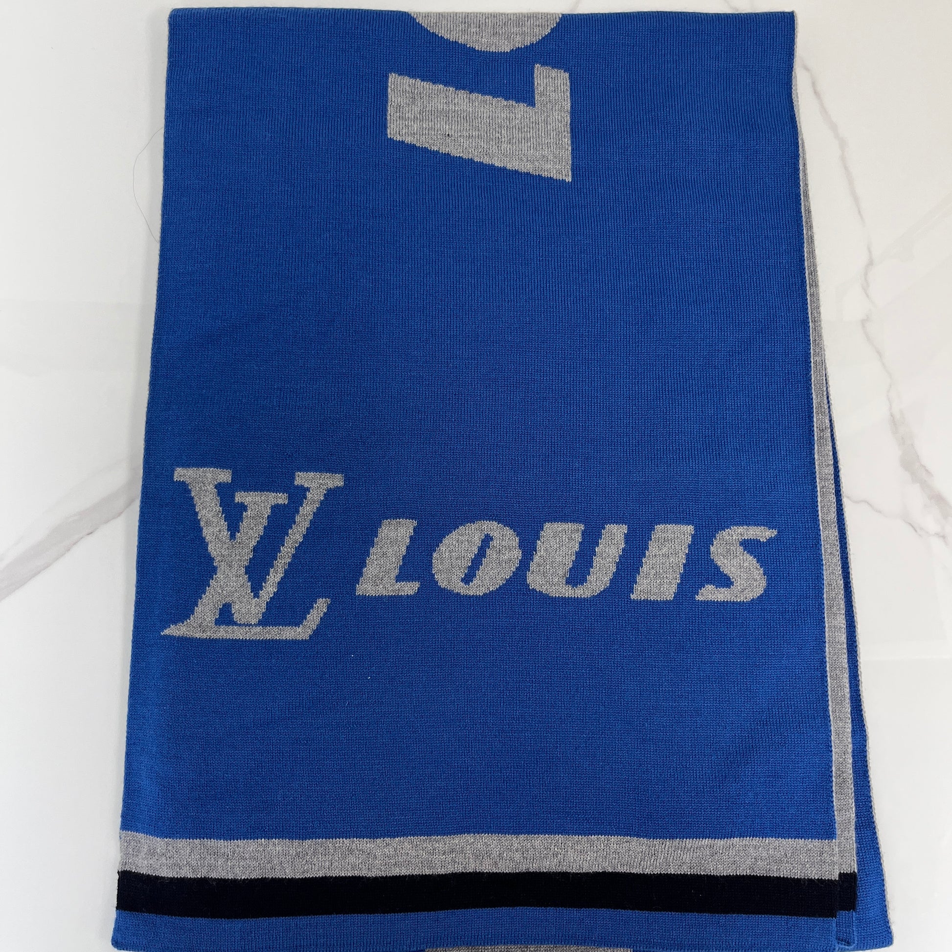 Louis Vuitton Forward Scarf - Lafayette Consignment