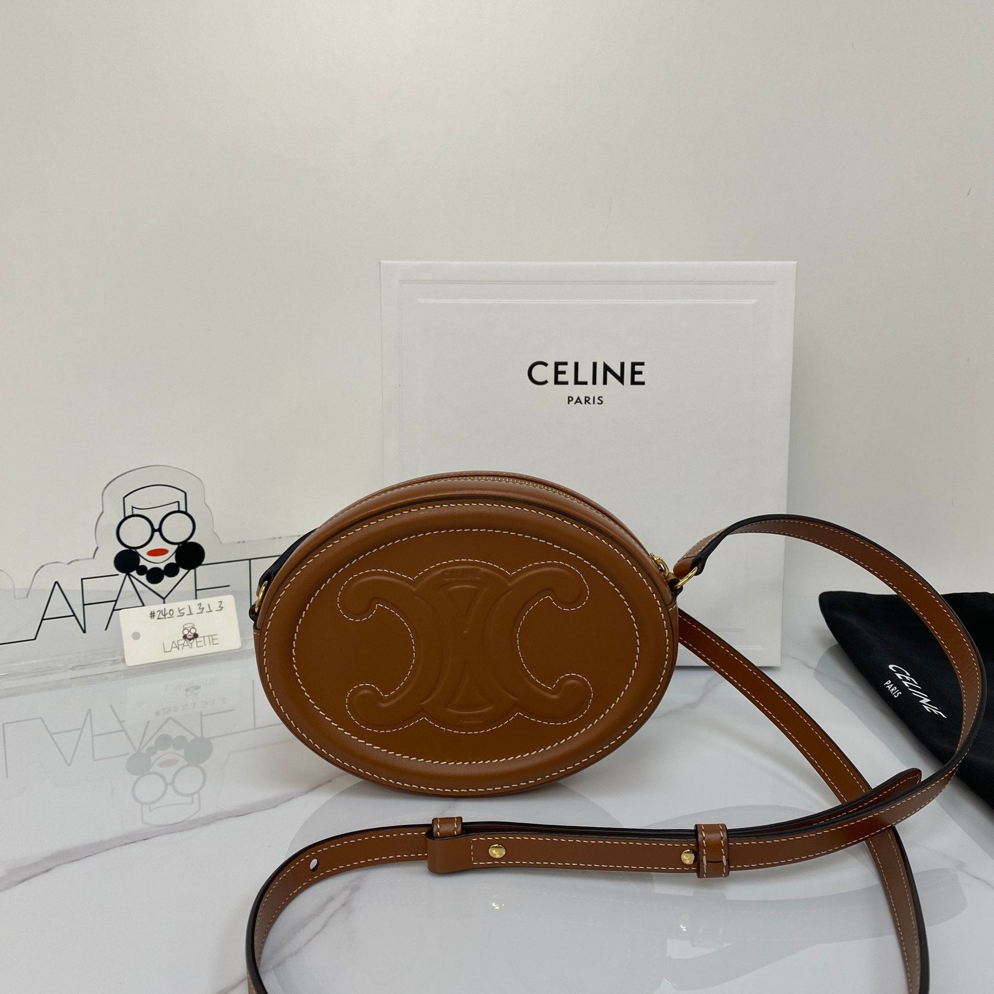 Celine Oval Purse Cuir Triomphe