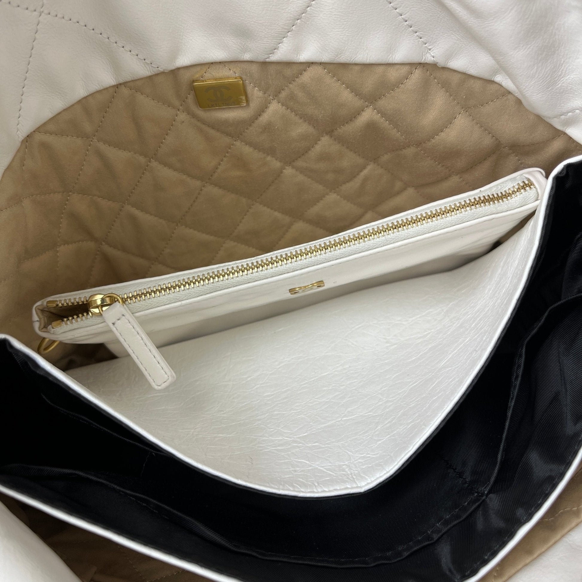 Chanel 22 Small Handbag