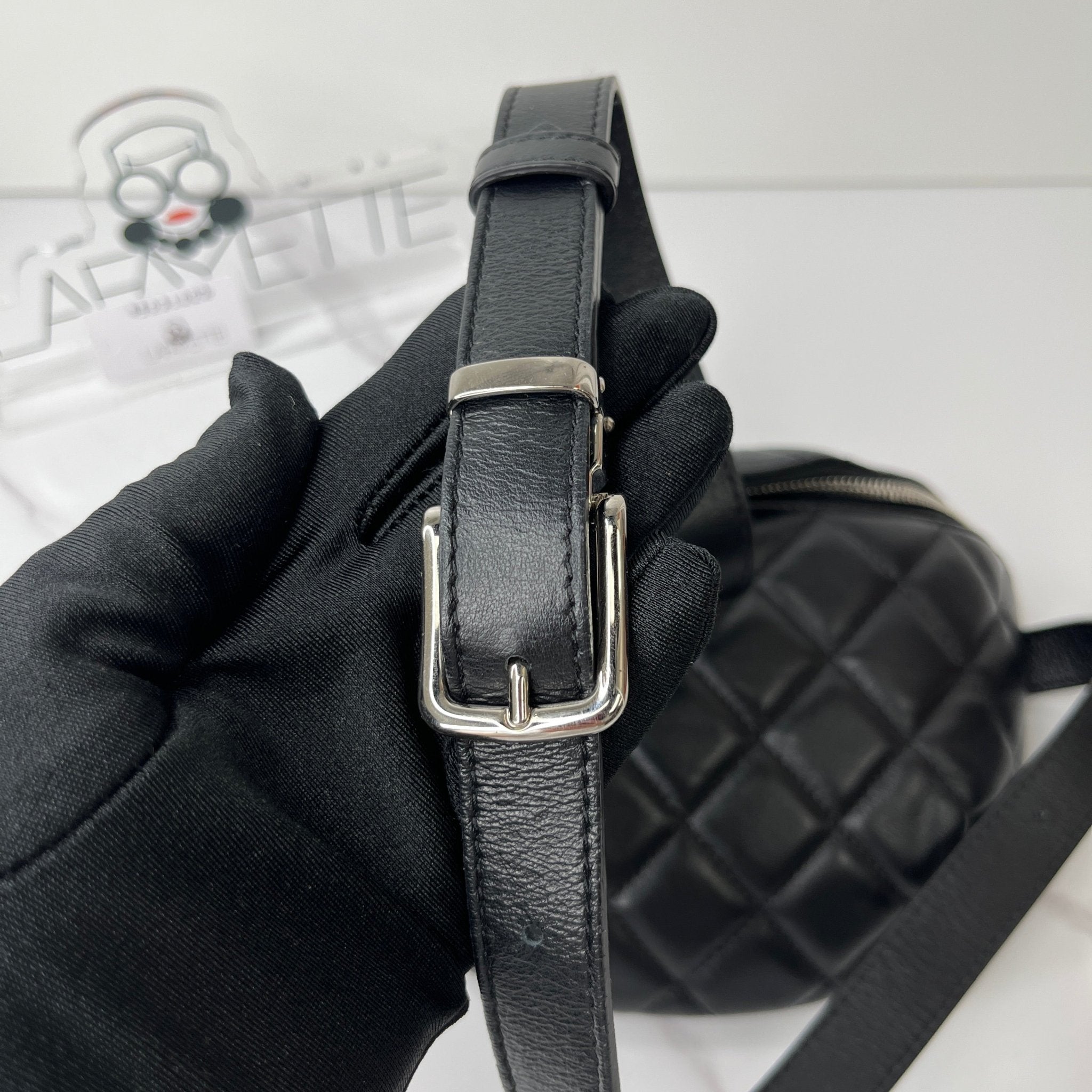 Black quilted belt bag hotsell